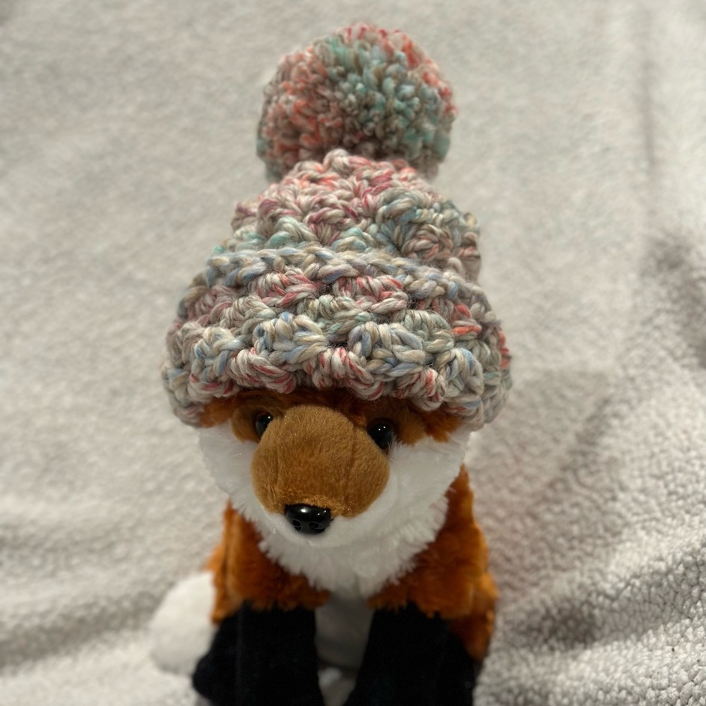 Handmade Toddler Crochet Pom-Pom Beanie. 1-3years.